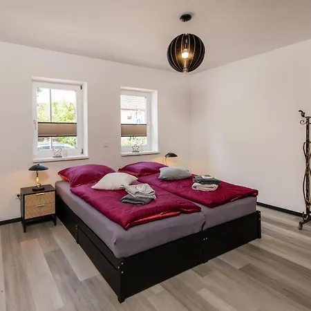 Apartment Hopf *