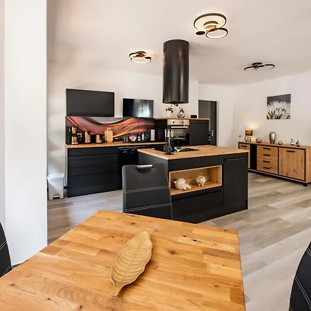 Apartment Hopf